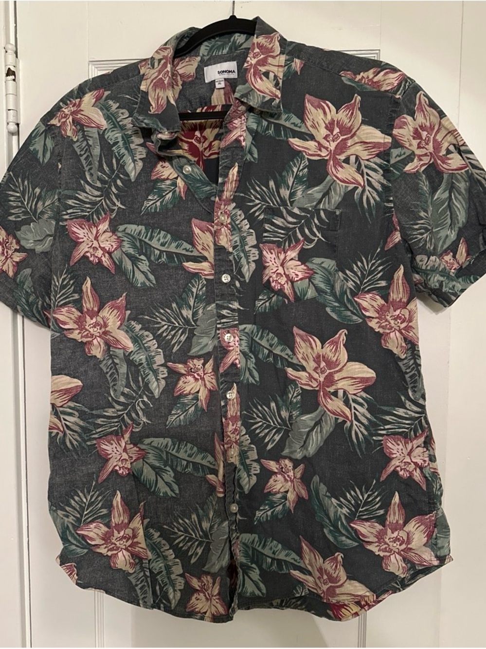 Sonoma Charcoal Floral Short-Sleeve Button-Down Shirt with Green & Pink Print